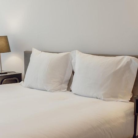Grand Premium Boavista Apartment By Vacationy Порто Екстериор снимка