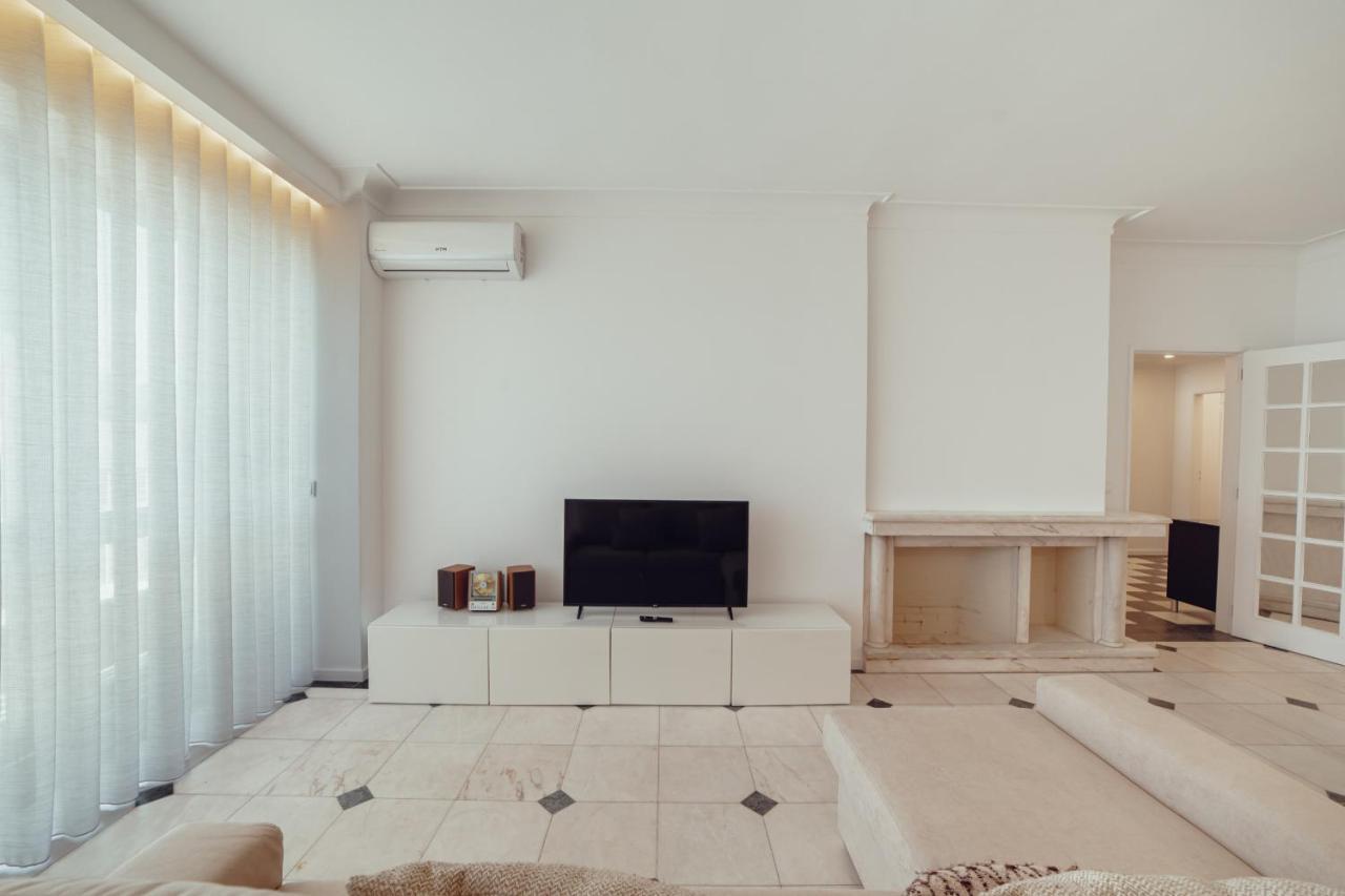 Grand Premium Boavista Apartment By Vacationy Порто Екстериор снимка