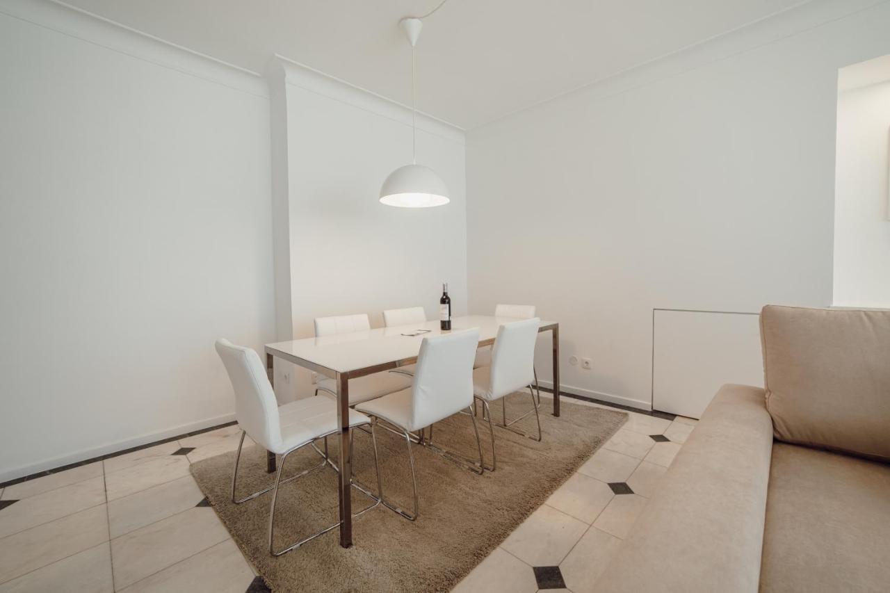 Grand Premium Boavista Apartment By Vacationy Порто Екстериор снимка