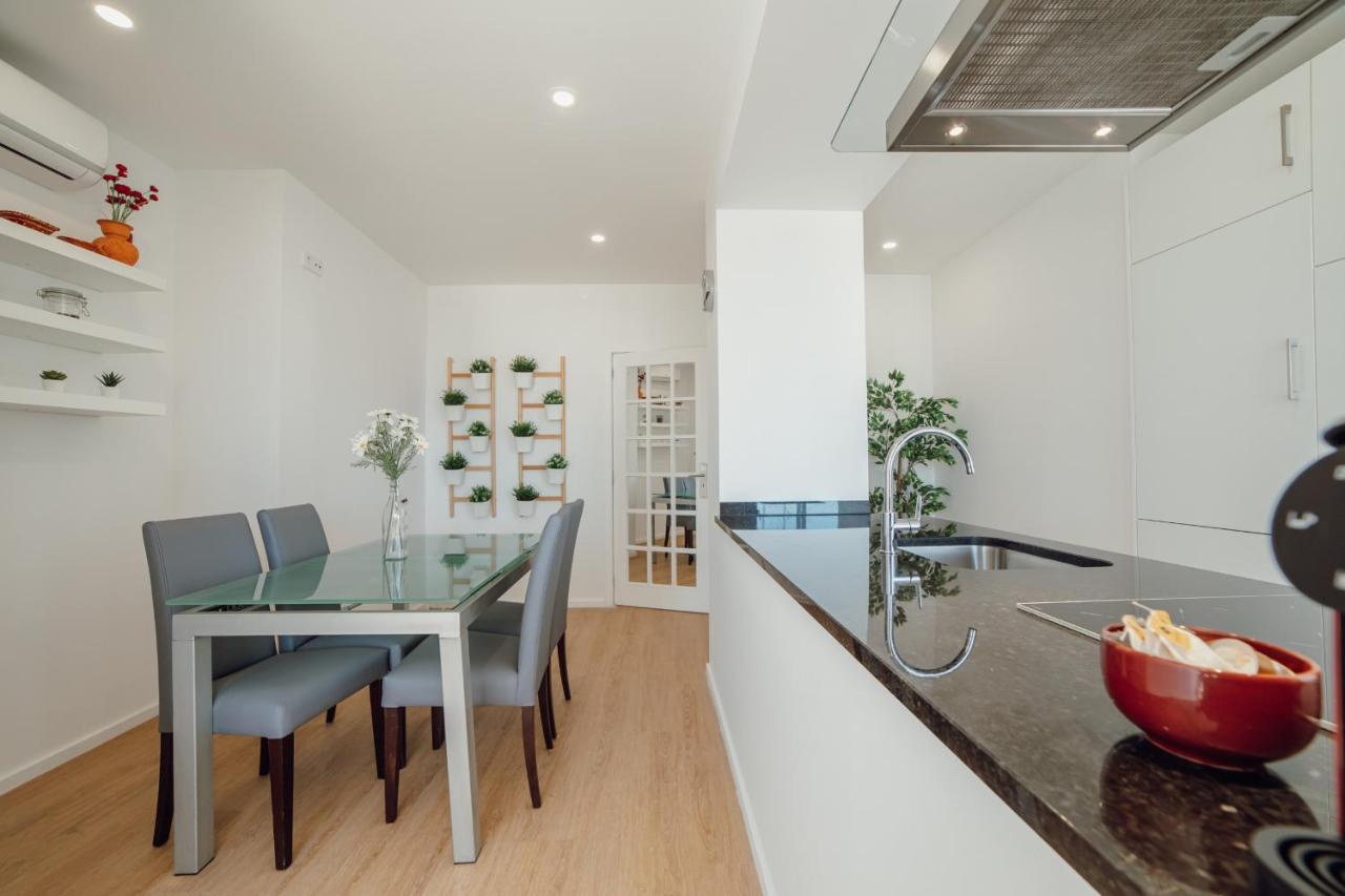 Grand Premium Boavista Apartment By Vacationy Порто Екстериор снимка