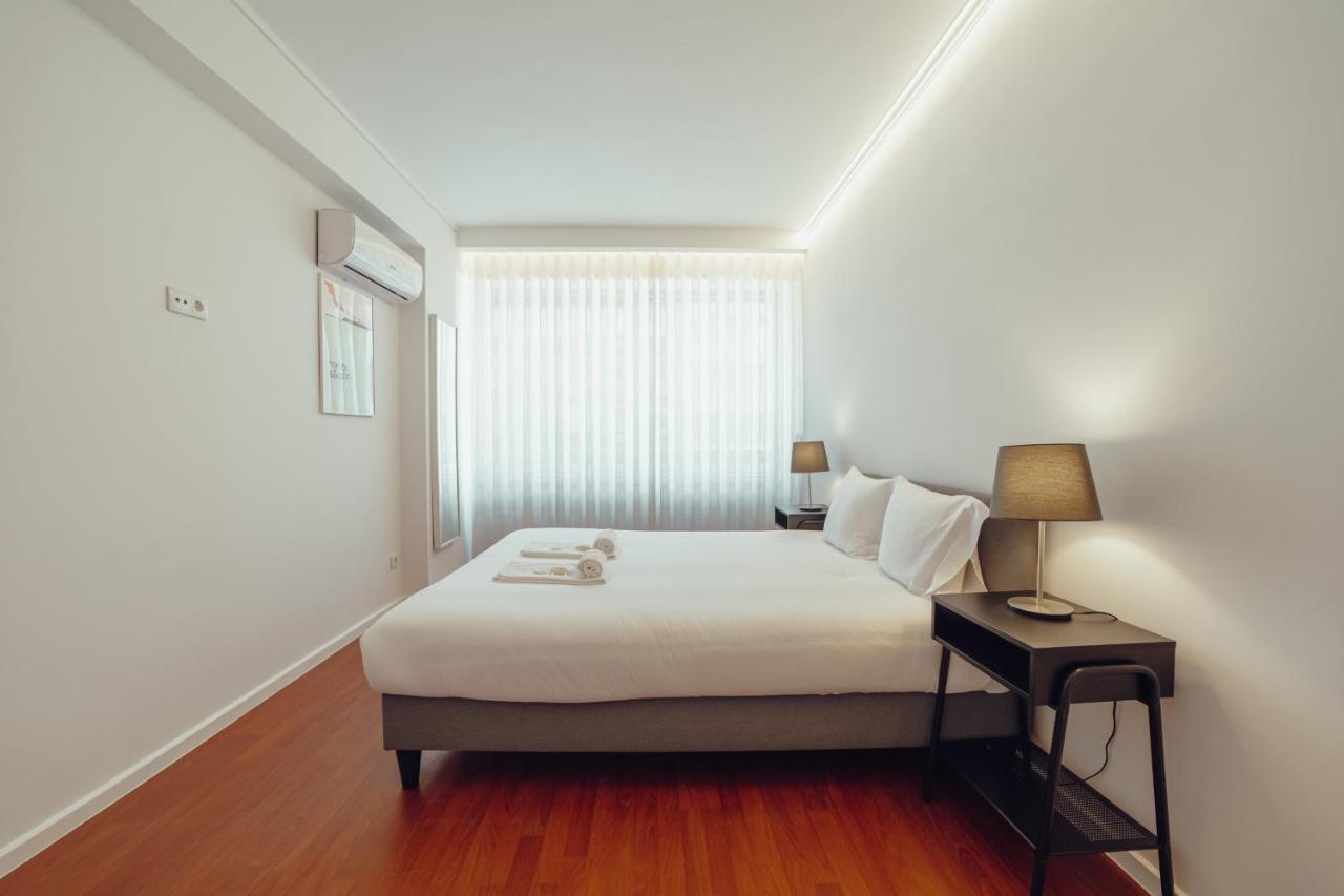 Grand Premium Boavista Apartment By Vacationy Порто Екстериор снимка
