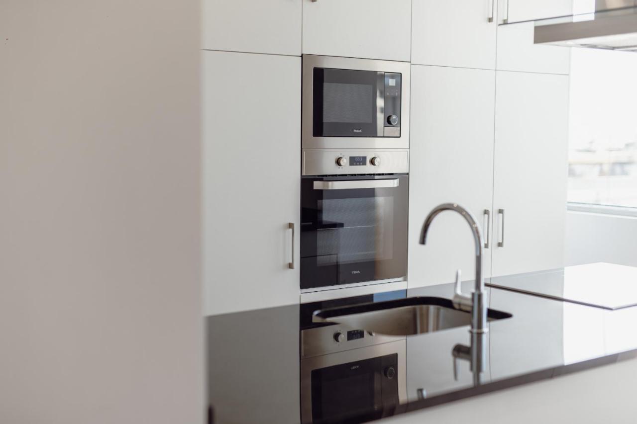 Grand Premium Boavista Apartment By Vacationy Порто Екстериор снимка